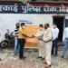 marwari-yuva-manch-मारवाड़ी युवा मंच ने पुलिसकर्मियों के बीच की सेवा, सैनिटाइजर के साथ गुलाब फूल देकर किया अभिनंदन