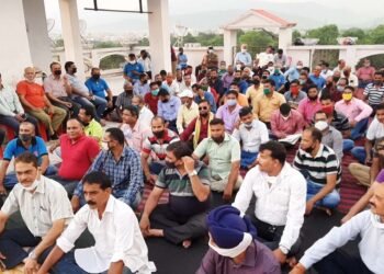Jamshedpur : पूर्व सैनिक सेवा परिषद की बैठक, अध्यक्ष ने कहा-सैन्यहितों के मुद्दे संगठन की प्राथमिकता Jamshedpur : पूर्व सैनिक सेवा परिषद की बैठक, अध्यक्ष ने कहा-सैन्यहितों के मुद्दे संगठन की प्राथमिकता