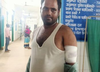 west-singhbhum-ckp- पुलिस मुखबिरी के आरोप में युवक पर जानलेवा हमला, थाना में मामला दर्ज, पुलिस जांच में जुटी