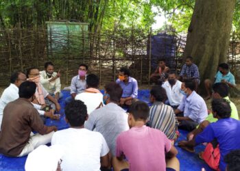 Jamshedpur : हितकू पंचायत में विस्थापित एवं प्रभावित बेरोजगार संघर्ष समिति की बैठक, यूसिल नरवा माइंस के खिलाफ असंतोष