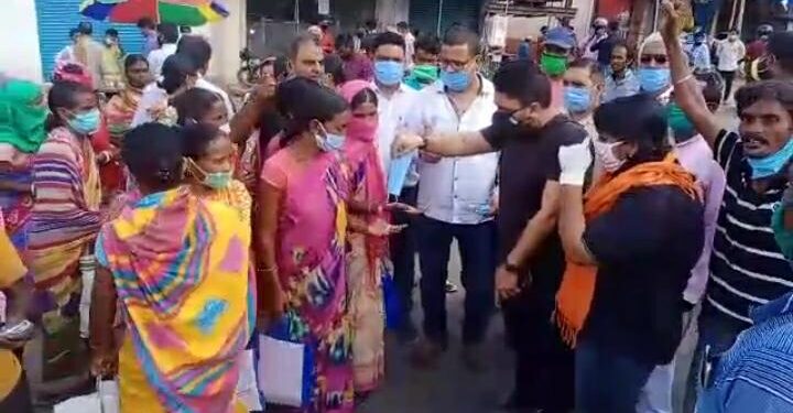 jamshedpur-ex-mla-kunal-बागबेड़ा जलसंकट और जादूगोड़ा यूसिल माइंस मामला को लेकर मुख्य सचिव से मिले पूर्व विधायक कुणाल षाड़ंगी, सचिव ने दिये 1 सप्ताह के अंदर प्राक्कलन बनाने का आदेश