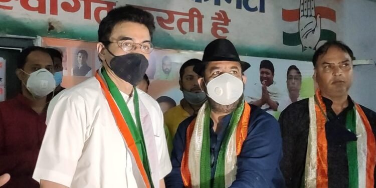 Jamshedpur-Congress : भाजपा शासित प्रदेशों में पुलिस का गुंडा की तरह किया जा रहा उपयोग, मजदूरों के लिए कांग्रेस ने 70 साल में जो किया, उसे भाजपा सरकार 70 दिन में खतम कर देगी : डॉ अजय कुमार