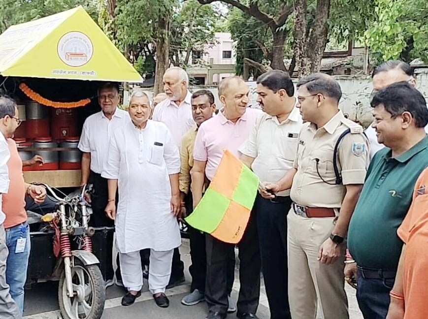 Jamshedpur Rajasthan kalyan parishad जमशेदपुर एसएसपी ने चलंत शीतल पेय