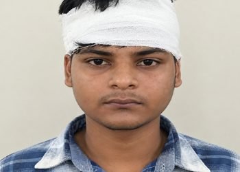 Jamshedpur youth attacked : आज़ादनगर में युवक पर कातिलाना हमला, घायल Jamshedpur youth attacked : आज़ादनगर में युवक पर कातिलाना हमला, घायल