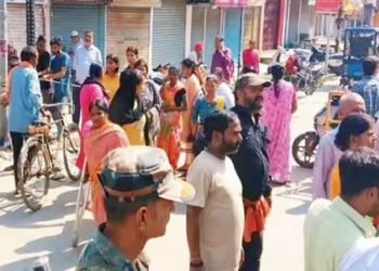 jharkhand hazaribagh hungama- हजारीबाग में इंजेक्शन लगाने के बाद महिला की मौत, सदर अस्पताल में परिजनों का हंगामा, चिकित्सक पर लगाया लापरवाही का आरोप jharkhand hazaribagh hungama- हजारीबाग में इंजेक्शन लगाने के बाद महिला की मौत, सदर अस्पताल में परिजनों का हंगामा, चिकित्सक पर लगाया लापरवाही का आरोप