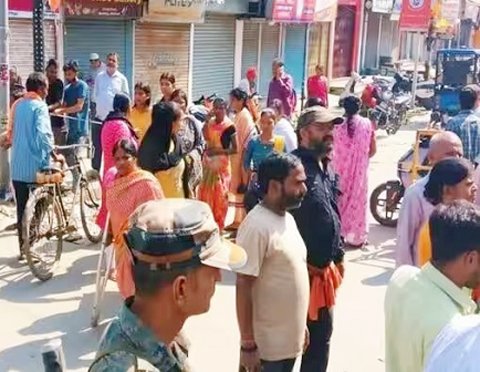jharkhand hazaribagh hungama- हजारीबाग में इंजेक्शन लगाने के बाद महिला की मौत, सदर अस्पताल में परिजनों का हंगामा, चिकित्सक पर लगाया लापरवाही का आरोप jharkhand hazaribagh hungama- हजारीबाग में इंजेक्शन लगाने के बाद महिला की मौत, सदर अस्पताल में परिजनों का हंगामा, चिकित्सक पर लगाया लापरवाही का आरोप