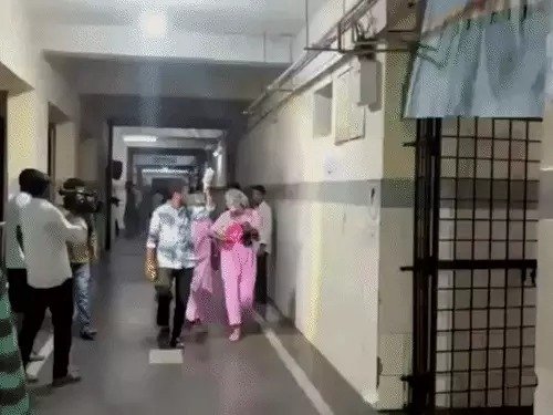 Telangana incident- तेलंगाना के सरकारी अस्पताल के एसी यूनिट में विस्फोट, 3 नवजात की मौत Telangana incident- तेलंगाना के सरकारी अस्पताल के एसी यूनिट में विस्फोट, 3 नवजात की मौत