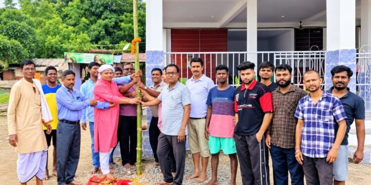 jamshedpur bhumi pujan-सोपोडेरा में सार्वजनिक दुर्गा पूजा समिति ने पूजा पंडाल निर्माण कार्य के लिए किया भूमि पूजन jamshedpur bhumi pujan-सोपोडेरा में सार्वजनिक दुर्गा पूजा समिति ने पूजा पंडाल निर्माण कार्य के लिए किया भूमि पूजन