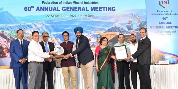 Tata steel mines honoured : टाटा स्टील के काटामाटी लौह खदान को मिला प्रतिष्ठित ‘बाला गुलशन टंडन अवार्ड ऑफ एक्सीलेंस, परिचालन उत्कृष्टता, सुरक्षा, सामाजिक उत्तरदायित्व, पर्यावरण संरक्षण एवं सतत खनन के क्षेत्र में उत्कृष्ट समग्र प्रदर्शन के लिए मिला सम्मान
