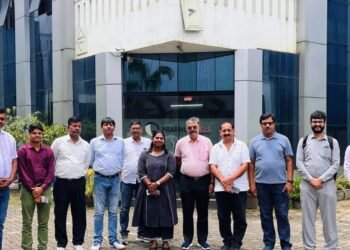Tata steel team industrial tour : टाटा वर्कर्स यूनियन के अध्यक्ष समेत कई कमेटी मेंबर इंडस्ट्रियल टूर पर, किया प्रभु स्टील का दौरा