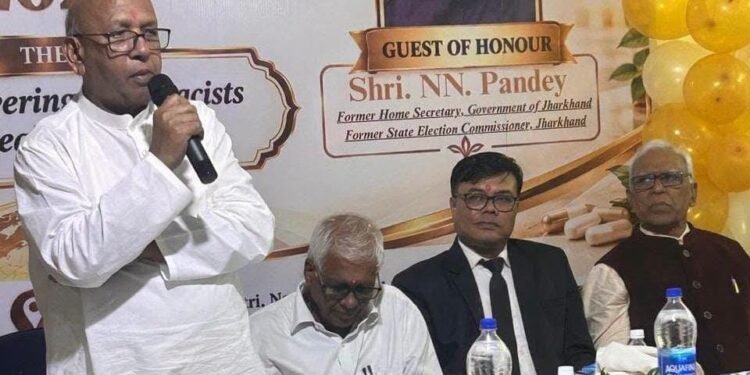 Jamshedpur mla saryu roy : इंडियन फार्मेसी एक्ट-1948 के आधार पर स्पष्ट नियम बनाने की सरकार को नसीहत, सरयू राय ने कहा – नियमावली नहीं, इसलिए बेलगाम है झारखंड का फार्मेसी सेक्टर