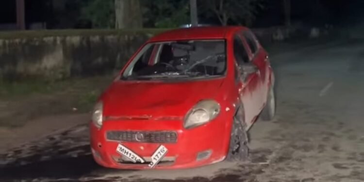 Jamshedpur police chase car : सीतारामडेरा में पुलिस चेकिंग को देखकर भाग रही कार का पुलिस ने किया पीछा, कई लोगों को किया घायल, फिर क्या हुआ, जाने Jamshedpur police chase car : सीतारामडेरा में पुलिस चेकिंग को देखकर भाग रही कार का पुलिस ने किया पीछा, कई लोगों को किया घायल, फिर क्या हुआ, जाने