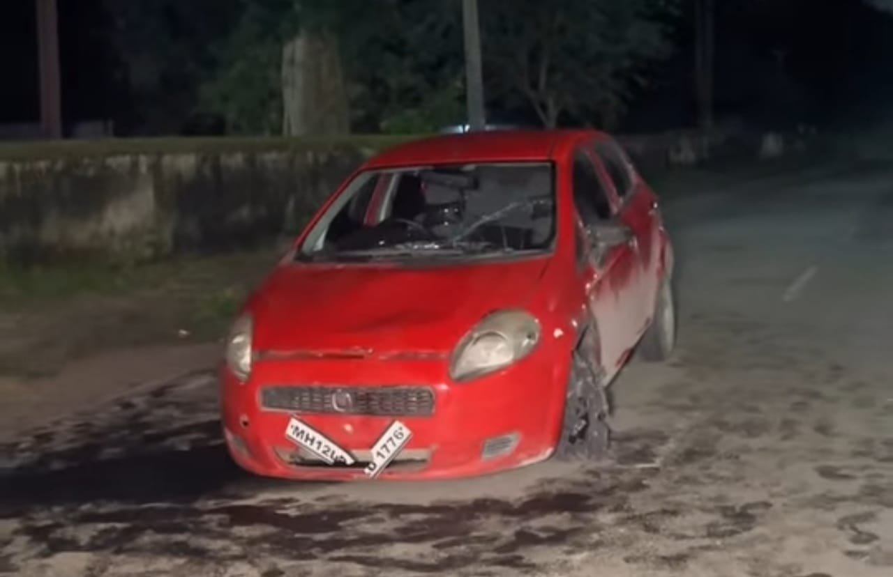 Jamshedpur police chase car : सीतारामडेरा में पुलिस चेकिंग को देखकर भाग रही कार का पुलिस ने किया पीछा, कई लोगों को किया घायल, फिर क्या हुआ, जाने Jamshedpur police chase car : सीतारामडेरा में पुलिस चेकिंग को देखकर भाग रही कार का पुलिस ने किया पीछा, कई लोगों को किया घायल, फिर क्या हुआ, जाने