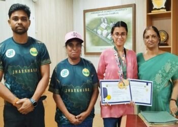 Jamshedpur women’s university : झारखंड राज्य पिकलबॉल टूर्नामेंट में जमशेदपुर महिला विश्वविद्यालय के खिलाड़ियों का दबदबा, विश्वविद्यालय की छात्राओं व शिक्षकों ने टूर्नामेंट में दर्ज की बड़ी जीत Jamshedpur women’s university : झारखंड राज्य पिकलबॉल टूर्नामेंट में जमशेदपुर महिला विश्वविद्यालय के खिलाड़ियों का दबदबा, विश्वविद्यालय की छात्राओं व शिक्षकों ने टूर्नामेंट में दर्ज की बड़ी जीत