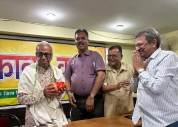 Jamshedpur tulsi bhawan kavya kalash : तुलसी भवन में मनी भारतेंदु हरिश्चंद्र, सर्वेश्वर दयाल सक्सेना एवं श्रीकांत वर्मा की जयंती, काव्य कलश में 33 कलमकारों ने प्रस्तुत की स्वरचित कविताएं Jamshedpur tulsi bhawan kavya kalash : तुलसी भवन में मनी भारतेंदु हरिश्चंद्र, सर्वेश्वर दयाल सक्सेना एवं श्रीकांत वर्मा की जयंती, काव्य कलश में 33 कलमकारों ने प्रस्तुत की स्वरचित कविताएं