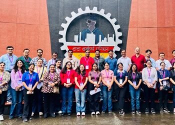 tata steel group company secretary visit tata workers union : टाटा स्टील ग्रुप के कंपनी सेक्रेटरी टीम के साथ पहुंचे टाटा वर्कर्स यूनियन, आपसी सहयोग बढ़ाने पर हुई गंभीर चर्चा tata steel group company secretary visit tata workers union : टाटा स्टील ग्रुप के कंपनी सेक्रेटरी टीम के साथ पहुंचे टाटा वर्कर्स यूनियन, आपसी सहयोग बढ़ाने पर हुई गंभीर चर्चा