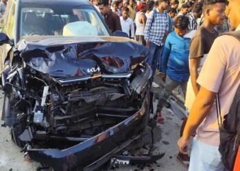 Jamshedpur rural road accicent : गालूडीह के जगन्नाथपुर चौक पर दो कारों की भिड़ंत में नौ लोग घायल, लड़की देखने गालूडीह आया था ओडिशा का परिवार, लौटने के दौरान हुआ हादसा