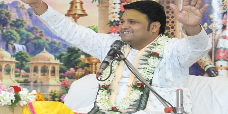 Jamshedpur shrimadbhagwat katha : माता-पिता का आत्मा से दिया आशीर्वाद ही सबसे बड़ा – आचार्य विनयकांत त्रिपाठी, जुगसलाई श्री राजस्थान शिवमंदिर में श्रीमद्भागवद्कथा का तीसरा दिन Jamshedpur shrimadbhagwat katha : माता-पिता का आत्मा से दिया आशीर्वाद ही सबसे बड़ा – आचार्य विनयकांत त्रिपाठी, जुगसलाई श्री राजस्थान शिवमंदिर में श्रीमद्भागवद्कथा का तीसरा दिन