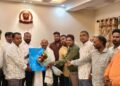 jamshedpur agrahari samaj-बिहार विधानसभा के मुख्य सचिव पहुंचे जमशेदपुर, अग्रहरि समाज ने अंग वस्त्र से किया सम्मानित, महाराज अग्रसेन जयंती पर चर्चा jamshedpur agrahari samaj-बिहार विधानसभा के मुख्य सचिव पहुंचे जमशेदपुर, अग्रहरि समाज ने अंग वस्त्र से किया सम्मानित, महाराज अग्रसेन जयंती पर चर्चा