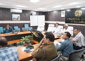 jamshedpur aids control meeting : जमशेदपुर के उपायुक्त ने की एड्स नियंत्रण एवं रोकथाम समिति की बैठक, एचआईवी की रोकथाम, जांच, उपचार एवं संक्रमित व्यक्तियों के देखभाल-सहयोग पर दिया जोर jamshedpur aids control meeting : जमशेदपुर के उपायुक्त ने की एड्स नियंत्रण एवं रोकथाम समिति की बैठक, एचआईवी की रोकथाम, जांच, उपचार एवं संक्रमित व्यक्तियों के देखभाल-सहयोग पर दिया जोर