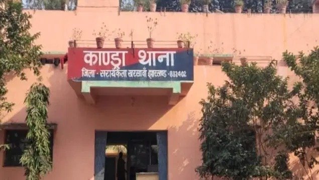 saraikela police action- कांड्रा हत्याकांड मामले में दो आरोपियों ने किया आत्मसमर्पण, गए जेल, दो लोगों की पहले हो चुकी है गिरफ्तारी saraikela police action- कांड्रा हत्याकांड मामले में दो आरोपियों ने किया आत्मसमर्पण, गए जेल, दो लोगों की पहले हो चुकी है गिरफ्तारी