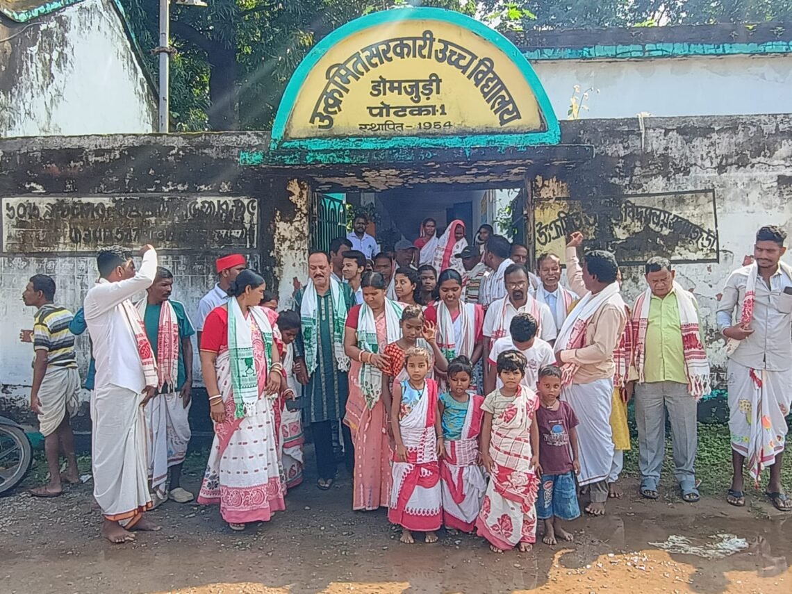 jamshedpur rural-जगन्नाथ सिंह भूमिज की 282वीं जयंती पर डोमजूडी में भूमिज भाषा केंद्र का शुभारंभ, सप्ताह में तीन दिन चलेंगी कक्षाए jamshedpur rural-जगन्नाथ सिंह भूमिज की 282वीं जयंती पर डोमजूडी में भूमिज भाषा केंद्र का शुभारंभ, सप्ताह में तीन दिन चलेंगी कक्षाए