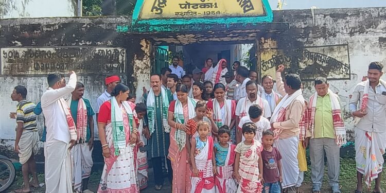 jamshedpur rural-जगन्नाथ सिंह भूमिज की 282वीं जयंती पर डोमजूडी में भूमिज भाषा केंद्र का शुभारंभ, सप्ताह में तीन दिन चलेंगी कक्षाए jamshedpur rural-जगन्नाथ सिंह भूमिज की 282वीं जयंती पर डोमजूडी में भूमिज भाषा केंद्र का शुभारंभ, सप्ताह में तीन दिन चलेंगी कक्षाए