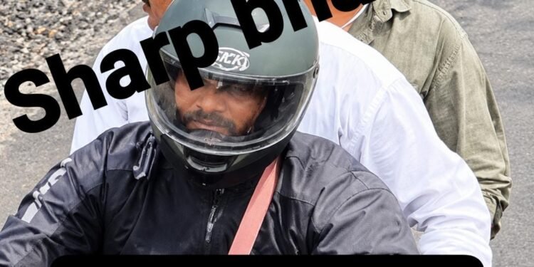 jamshedpur bindal mall firing : सोनारी बिंदल मॉल फायरिंग में शामिल अपराधियों की हो गयी पहचान, इन अपराधियों ने की है फायरिंग, यह हो सकता है घटना का कारण, देखिये अपराधियों का चेहरा, जिन्होंने दिया कांड को अंजाम jamshedpur bindal mall firing : सोनारी बिंदल मॉल फायरिंग में शामिल अपराधियों की हो गयी पहचान, इन अपराधियों ने की है फायरिंग, यह हो सकता है घटना का कारण, देखिये अपराधियों का चेहरा, जिन्होंने दिया कांड को अंजाम