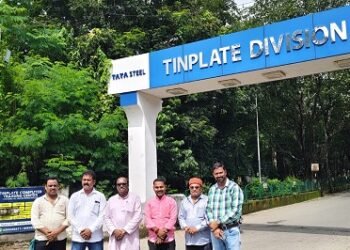 Tata steel tinplate incident : टिनप्लेट हादसे को लेकर जदयू प्रतिनिधिमंडल ने प्रबंधन से की मुलाकात, सुरक्षा मानकों, घायलों के इलाज और मृतक के मुआवजे को लेकर हुई चर्चा Tata steel tinplate incident : टिनप्लेट हादसे को लेकर जदयू प्रतिनिधिमंडल ने प्रबंधन से की मुलाकात, सुरक्षा मानकों, घायलों के इलाज और मृतक के मुआवजे को लेकर हुई चर्चा
