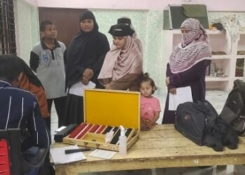 Jamshedpur eye camp : जवाहरनगर में निःशुल्क नेत्र शिविर का आयोजन, लोगों ने बढ़-चढ़कर करायी जांच Jamshedpur eye camp : जवाहरनगर में निःशुल्क नेत्र शिविर का आयोजन, लोगों ने बढ़-चढ़कर करायी जांच