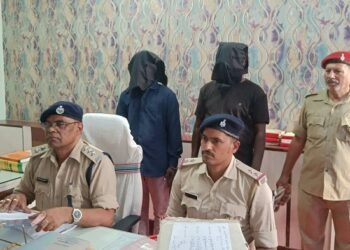 Jamshedpur border area police action : कपाली में गांजा की खरीद-बिक्री मामले में आरोपियों को भेजा गया जेल, नेटवर्किंग का पता लगाने में जुटी पुलिस Jamshedpur border area police action : कपाली में गांजा की खरीद-बिक्री मामले में आरोपियों को भेजा गया जेल, नेटवर्किंग का पता लगाने में जुटी पुलिस