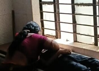 Saraikela incident : सरायकेला में खेल-खेल में रस्सी बनी मासूम के लिए फांसी का फंदा, 10 वर्षीय गोलू की हुई मौत Saraikela incident : सरायकेला में खेल-खेल में रस्सी बनी मासूम के लिए फांसी का फंदा, 10 वर्षीय गोलू की हुई मौत
