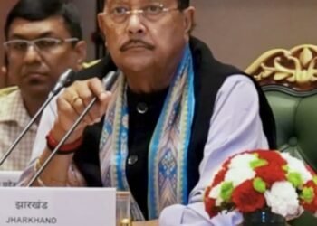 Jharkhand finance minister in central seminar : नई दिल्ली में आयोजित दो दिवसीय सम्मेलन “विकसित भारत की यात्रा के वित्तपोषण”कार्यक्रम में शामिल हुए वित्त मंत्री राधाकृष्ण किशोर, वित्त मंत्री बोले – विकसित भारत के लिए पिछड़े राज्यों को प्राथमिकता जरूरी Jharkhand finance minister in central seminar : नई दिल्ली में आयोजित दो दिवसीय सम्मेलन “विकसित भारत की यात्रा के वित्तपोषण”कार्यक्रम में शामिल हुए वित्त मंत्री राधाकृष्ण किशोर, वित्त मंत्री बोले – विकसित भारत के लिए पिछड़े राज्यों को प्राथमिकता जरूरी