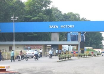Tata motors week off change : टाटा मोटर्स की छुट्टी में बदलाव, 1 अक्टूबर को अवकाश, रविवार को कर्मचारी करेंगे ड्यूटी Tata motors week off change : टाटा मोटर्स की छुट्टी में बदलाव, 1 अक्टूबर को अवकाश, रविवार को कर्मचारी करेंगे ड्यूटी