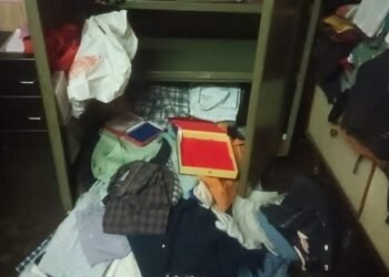Tata steel employee house theft : सिदगोड़ा में टाटा स्टील कर्मचारी के घर पर 40 लाख के आभूषण की चोरी, भारी भरकम कैश भी ले गए चोर, देखिए – video Tata steel employee house theft : सिदगोड़ा में टाटा स्टील कर्मचारी के घर पर 40 लाख के आभूषण की चोरी, भारी भरकम कैश भी ले गए चोर, देखिए – video