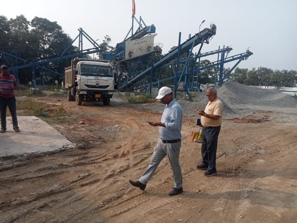 Jamshedpur illegal mining : पटमदा व कमलपुर में चल रहा था अवैध खनन, एफआईआर दर्ज