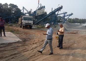 Jamshedpur illegal mining : पटमदा व कमलपुर में चल रहा था अवैध खनन, एफआईआर दर्ज