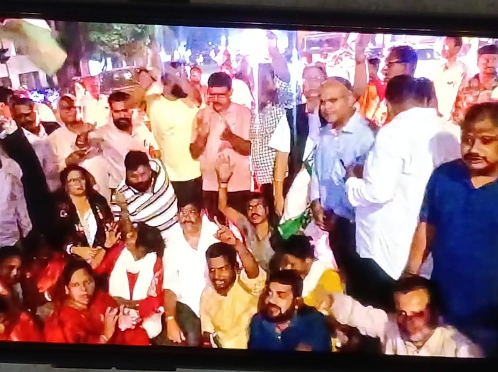 jamshedpur congress against bjp : कांग्रेस ने प्रधानमंत्री नरेंद्र मोदी का फूंका पुतला, भाजपा पर साधा निशाना