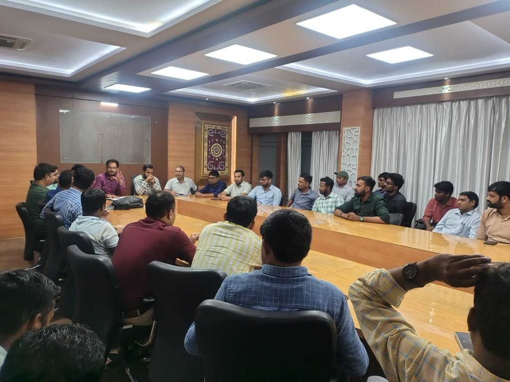 Jamshedpur potka mla manhandled engineer : पोटका विधायक पर लगा स्वर्णरेखा परियोजना के इंजीनियर से मारपीट करने का आरोप, इंजीनियरों में आक्रोश, आंदोलन की चेतावनी, देखिये – video