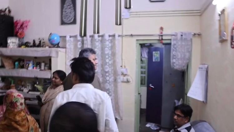 Jamshedpur theft : टेल्को में रिटायर्ड टाटा मोटर्सकर्मी के क्वार्टर में चोरी, 20 लाख के गहने लेकर फरार हुए चोर, देखिये – video Jamshedpur theft : टेल्को में रिटायर्ड टाटा मोटर्सकर्मी के क्वार्टर में चोरी, 20 लाख के गहने लेकर फरार हुए चोर, देखिये – video