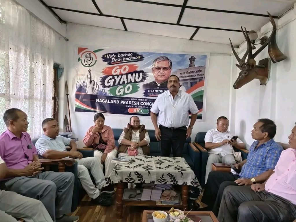 jharkhand ex minister in nagaland : एसआईआर प्रक्रिया को लेकर नागालैंड कांग्रेस की बैठक में शामिल हुए झारखंड के पूर्व मंत्री बन्ना गुप्ता, कहा – हर योग्य मतदाता के मताधिकार की रक्षा को लेकर करें काम jharkhand ex minister in nagaland : एसआईआर प्रक्रिया को लेकर नागालैंड कांग्रेस की बैठक में शामिल हुए झारखंड के पूर्व मंत्री बन्ना गुप्ता, कहा – हर योग्य मतदाता के मताधिकार की रक्षा को लेकर करें काम