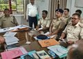 Jamshedpur rural sp action : जमशेदपुर के ग्रामीण एसपी ने थानेदारों के साथ की अहम बैठक, दिये ये सारे टास्क Jamshedpur rural sp action : जमशेदपुर के ग्रामीण एसपी ने थानेदारों के साथ की अहम बैठक, दिये ये सारे टास्क
