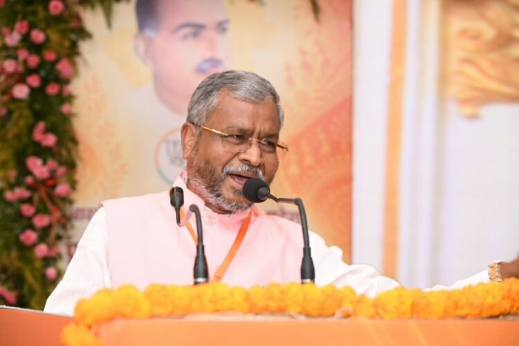 jharkhand bjp working committee meeting-कार्यसमिति बैठक के दूसरे दिन भाजपा का राजनीतिक प्रस्ताव-02 सर्वसम्मति से पारित, अबुआ सरकार से ठगुआ सरकार तक,बाबूलाल मरांडी ने राजनीतिक प्रस्ताव में हेमंत सरकार को घेरा, आदिवासी अस्मिता से लेकर भ्रष्टाचार, कुशासन तक उठाए सवाल,राष्ट्रीय अध्यक्ष नवीन से मिले मार्गदर्शन के बाद नई ऊर्जा व उत्साह से लबरेज दिखे कार्यकर्ता jharkhand bjp working committee meeting-कार्यसमिति बैठक के दूसरे दिन भाजपा का राजनीतिक प्रस्ताव-02 सर्वसम्मति से पारित, अबुआ सरकार से ठगुआ सरकार तक,बाबूलाल मरांडी ने राजनीतिक प्रस्ताव में हेमंत सरकार को घेरा, आदिवासी अस्मिता से लेकर भ्रष्टाचार, कुशासन तक उठाए सवाल,राष्ट्रीय अध्यक्ष नवीन से मिले मार्गदर्शन के बाद नई ऊर्जा व उत्साह से लबरेज दिखे कार्यकर्ता