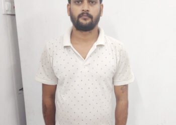 jamshedpur police action- साकची पुलिस की बड़ी कार्रवाई, तड़ीपार बदमाश ‘दाना’ को किया गिरफ्तार, भेजा जेल jamshedpur police action- साकची पुलिस की बड़ी कार्रवाई, तड़ीपार बदमाश ‘दाना’ को किया गिरफ्तार, भेजा जेल