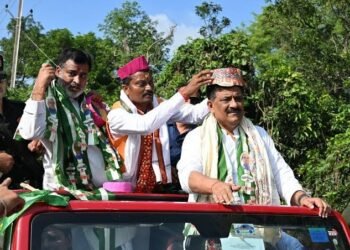 bihar mlc election- दरभंगा स्नातक सीट पर पलटा चुनावी समीकरण, दूसरी वरीयता के मतों से राजद के अनिल झा ने दर्ज की जीत, भाजपा के सर्वेश कुमार को दी मात