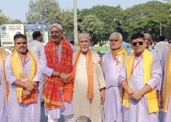 jamshedpur Riyazuddin Khan honored- शांति व सद्भावना के लिए केंद्रीय शांति समिति के सदस्य रियाजुद्दीन खान हुए सम्मानित, विविधता में एकता की मजबूती पर दिया जोर jamshedpur Riyazuddin Khan honored- शांति व सद्भावना के लिए केंद्रीय शांति समिति के सदस्य रियाजुद्दीन खान हुए सम्मानित, विविधता में एकता की मजबूती पर दिया जोर