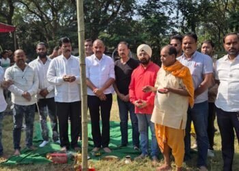 jamshedpur bhumi pujan- गंडक रोड काली पूजा कमेटी का भूमि पूजन पूरे विधि-विधान के साथ संपन्न jamshedpur bhumi pujan- गंडक रोड काली पूजा कमेटी का भूमि पूजन पूरे विधि-विधान के साथ संपन्न