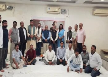 jharkhand congress- पंचायत चुनाव की तैयारी में जुटी कांग्रेस, सभी जिलों में सर्वोदय संकल्प शिविर आयोजन पर चर्चा, पंचायत स्तर पर संगठन को मजबूत बनाने पर जोर jharkhand congress- पंचायत चुनाव की तैयारी में जुटी कांग्रेस, सभी जिलों में सर्वोदय संकल्प शिविर आयोजन पर चर्चा, पंचायत स्तर पर संगठन को मजबूत बनाने पर जोर