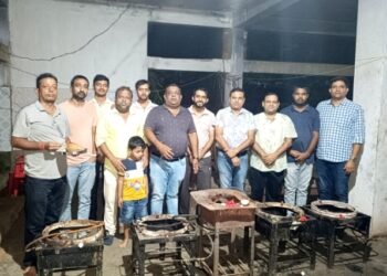 jamshedpur rural- मारवाड़ी युवा मंच चाकुलिया संकल्प शाखा की पहल, दीपावली पर सामूहिक मिठाई एवं नमकीन का निर्माण, भट्टी पूजन के साथ हुआ शुभारंभ jamshedpur rural- मारवाड़ी युवा मंच चाकुलिया संकल्प शाखा की पहल, दीपावली पर सामूहिक मिठाई एवं नमकीन का निर्माण, भट्टी पूजन के साथ हुआ शुभारंभ