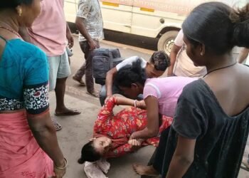 saraikela road accident-कांड्रा में सड़क हादसा, स्कूटी सवार को ट्रैक्टर ने मारी टक्कर,महिला घायल